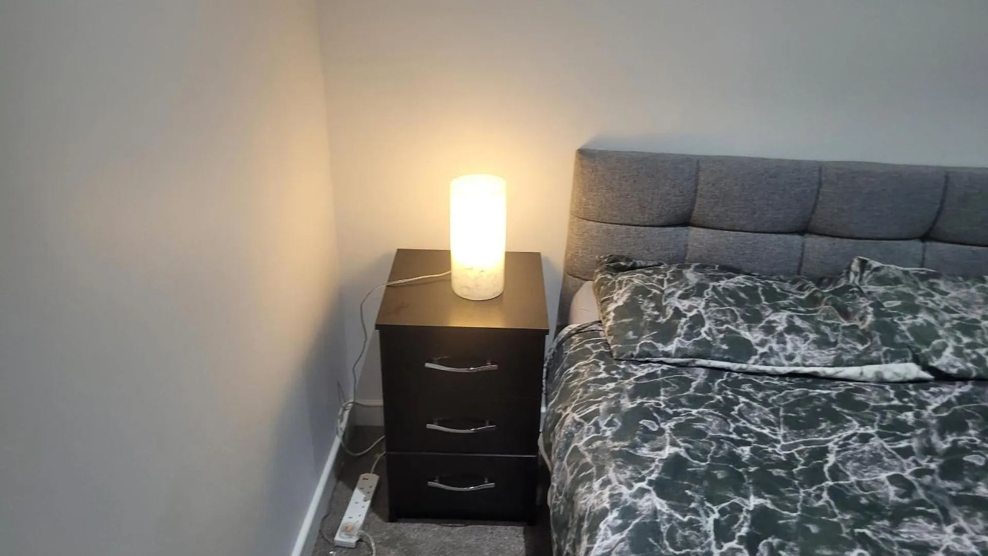 Guest house Private Room In A 2 Bed Apartment In Zone 2 Central London